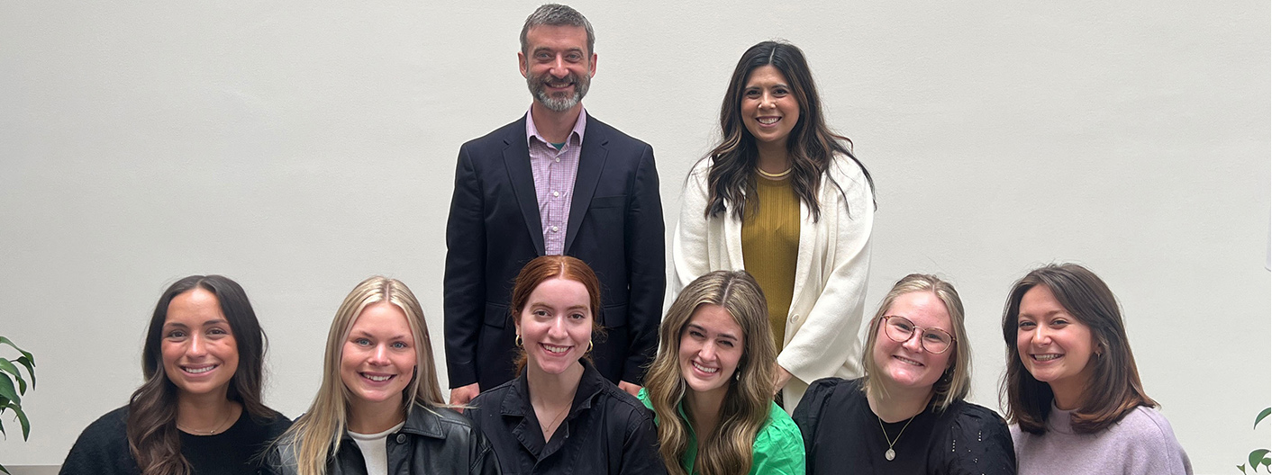 Group of students participating in Dotdash Meredith Apprentice Program